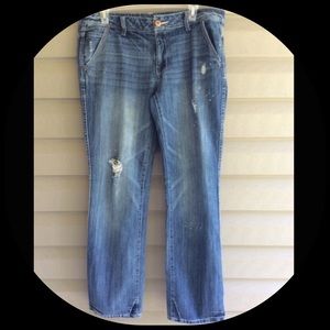 A/E distressed boy-fit jeans